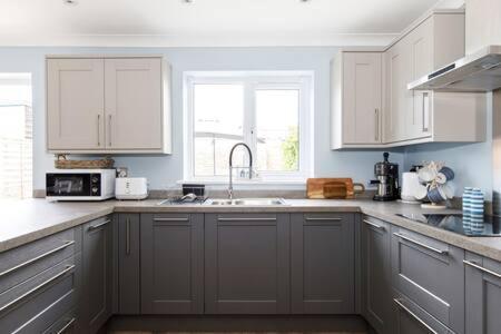 Charming Bolthole 400M To Beach Earnley Exterior photo